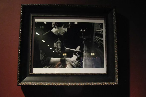 Elliott Smith, on the wall of Largo Elliott Smith, on the wall of Largo